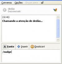 Linux: Pidgin chamando a atenção.